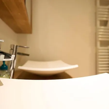 דירה Owner מונס